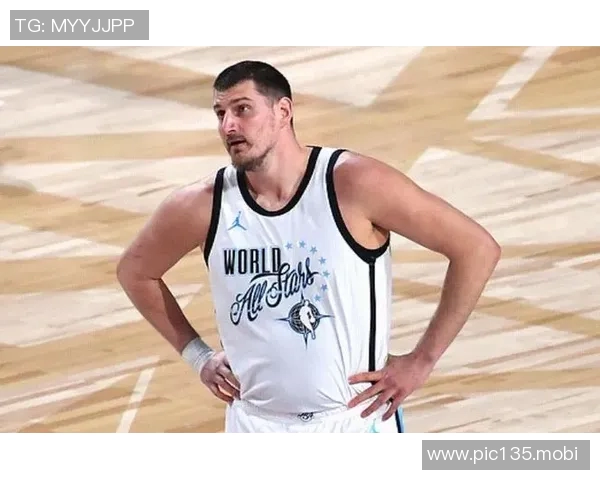 划水！本届全明星世界队两大球星约基奇0分，东契奇2分